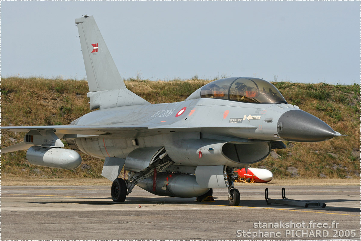 tof#826_F-16_