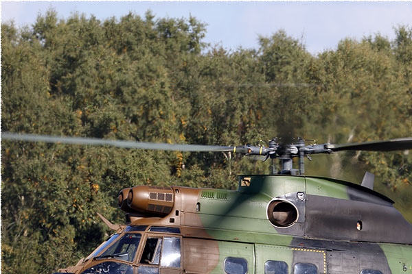 32a-Aerospatiale-SA330B-Puma-France-army