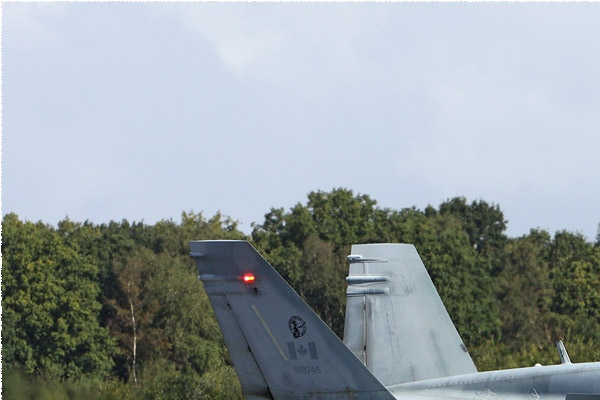 827a-McDonnell-Douglas-CF-188-Hornet-Canada-air-force