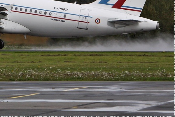 203c-Airbus-A319-100-CJ-France-air-force