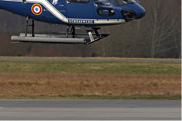 767c-Aerospatiale-AS350Ba-Ecureuil-France-gendarmerie