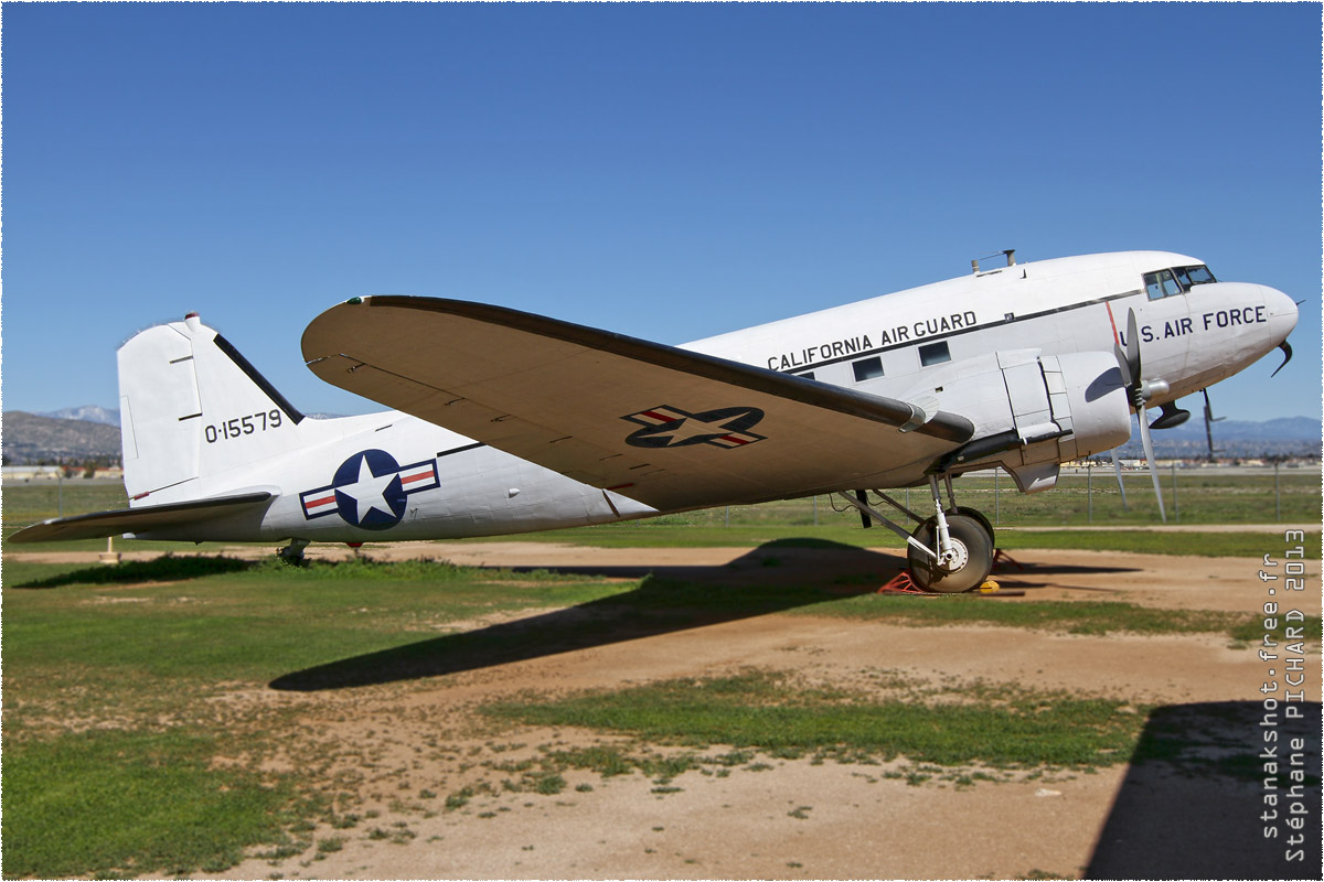 tof#1818_DC-3_de l'US Air Force