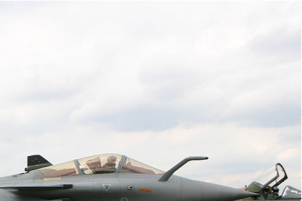 1110b-Dassault-Rafale-M-France-navy