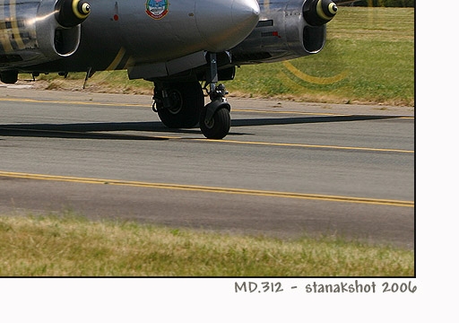 1427c-Dassault-MD.312-Flamant-France