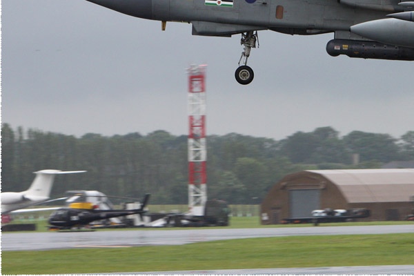 1055d-Panavia-Tornado-GR4A-Royaume-Uni-air-force