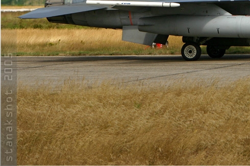 1068d-General-Dynamics-F-16AM-Fighting-Falcon-Belgique-air-force