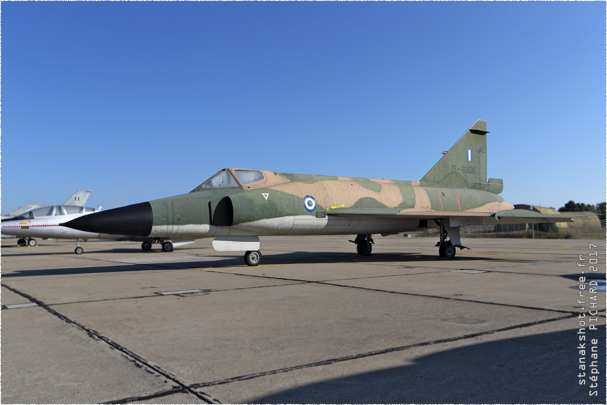 tof#10220_F-102_de la Force arienne grecque