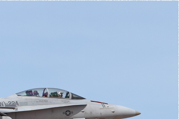 Photo#10682-2-McDonnell Douglas F/A-18D Hornet