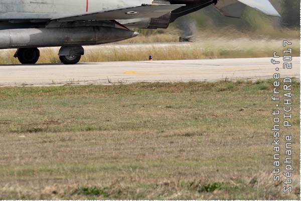 10310c-McDonnell-Douglas-F-4E-AUP-Phantom-II-Grece-air-force