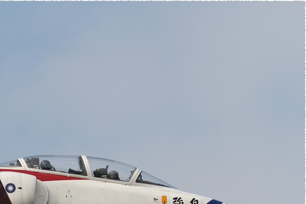 11331b-AIDC-AT-3-Tzu-Chiang-Taiwan-air-force