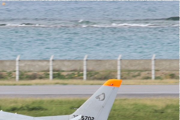 11483b-Kawasaki-T-4-Japon-air-force