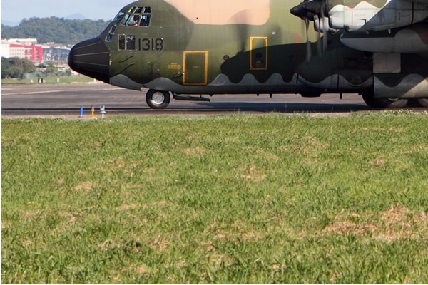 11238d-Lockheed-C-130H-Hercules-Taiwan-air-force