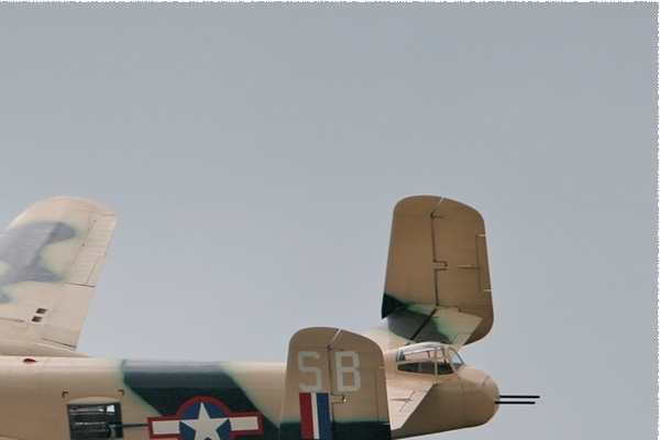 3517b-North-American-B-25J-Mitchell-Suisse