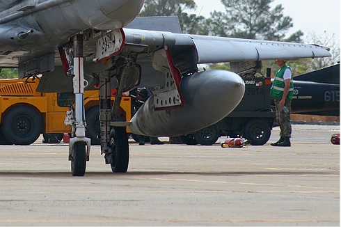 3138c-McDonnell-Douglas-A-4AR-Fightinghawk-Argentine-air-force