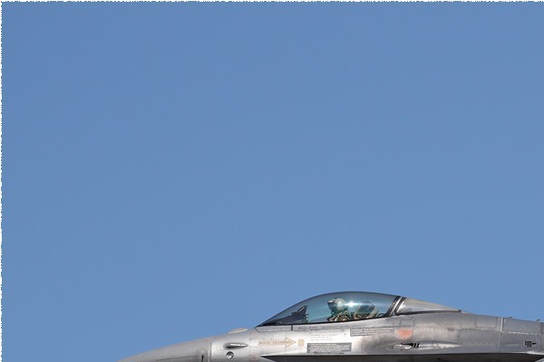 Photo#5499-1-General Dynamics F-16AM Fighting Falcon