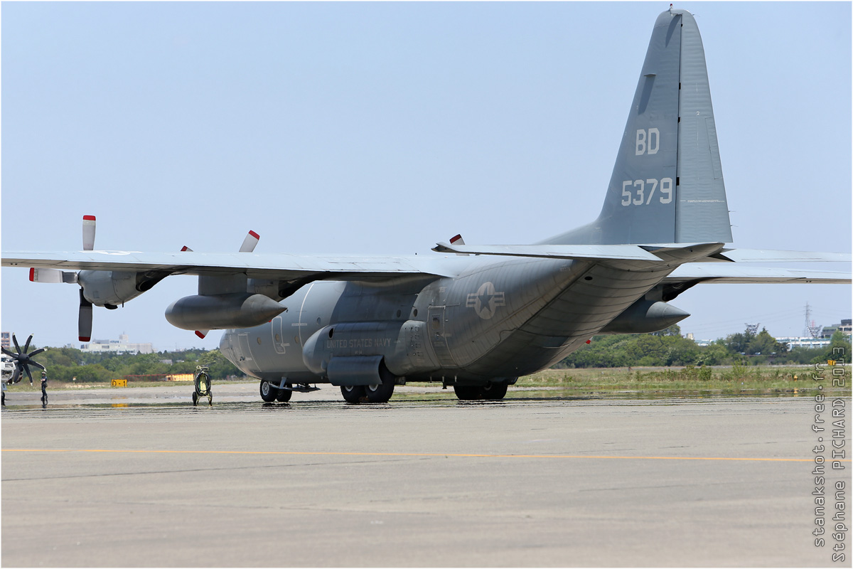 tof#6985_C-130_de la Marine amricaine