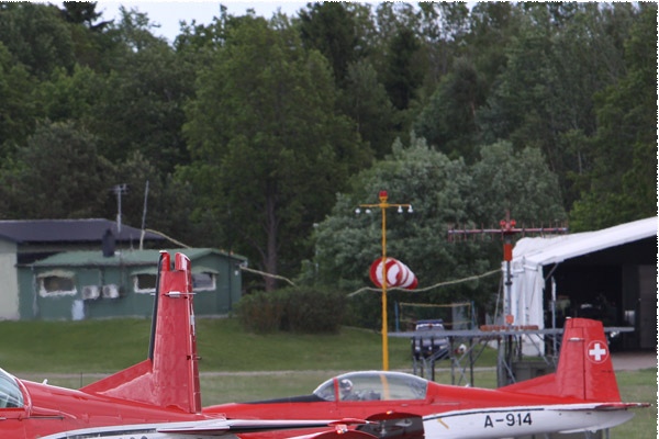 6033b-Pilatus-PC-7-Turbo-Trainer-Suisse-air-force