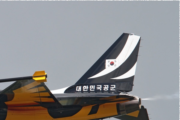 Photo#6139-2-Korea Aerospace T-50B Golden Eagle