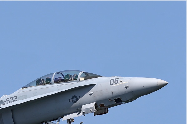 Photo#6962-2-McDonnell Douglas F/A-18D Hornet