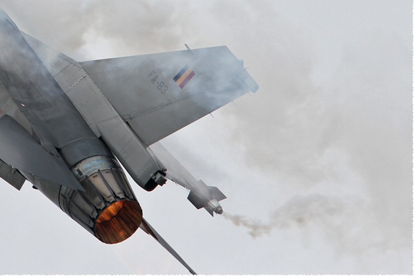 Photo#6180-4-General Dynamics F-16AM Fighting Falcon