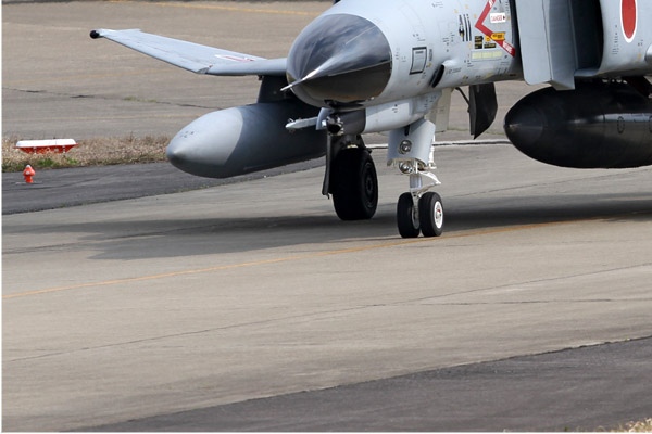 6742d-McDonnell-Douglas-F-4EJ-Kai-Phantom-II-Japon-air-force