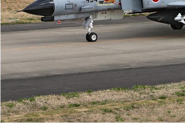 Photo#6748-3-McDonnell Douglas F-4EJ Kai Phantom II