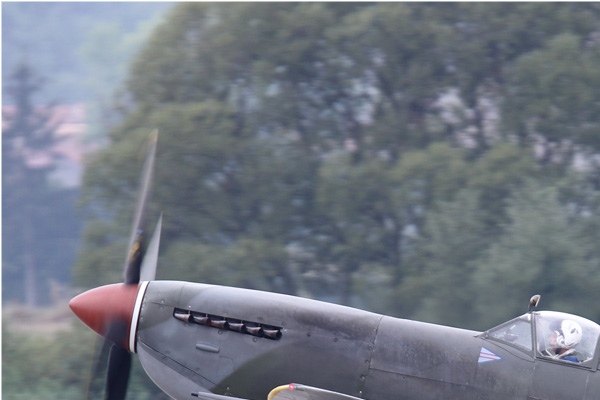 Photo#7311-1-Supermarine Spitfire LF16E