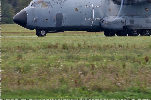 7337d-Transall-C-160R-France-air-force