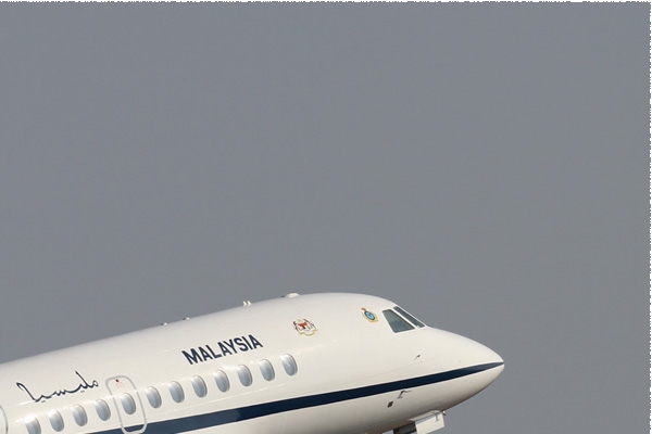 Photo#8425-2-Dassault Falcon 900