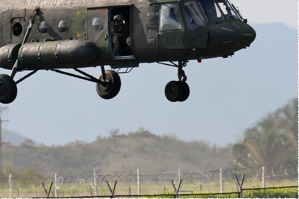 8629c-Mil-Mi-17MD-Colombie-army