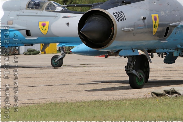 Photo#8865-3-Mikoyan-Gurevich MiG-21MF-75 LanceR C