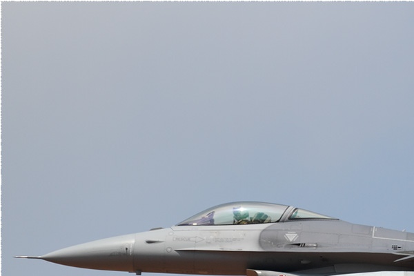 Photo#9232-1-Lockheed Martin F-16C Fighting Falcon