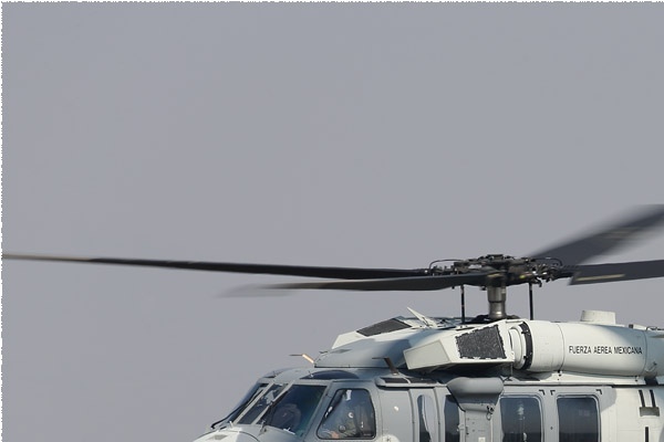 9799a-Sikorsky-UH-60M-Black-Hawk-Mexique-air-force