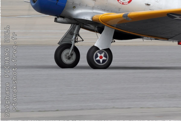 Photo#9203-3-North American SNJ-2 Texan