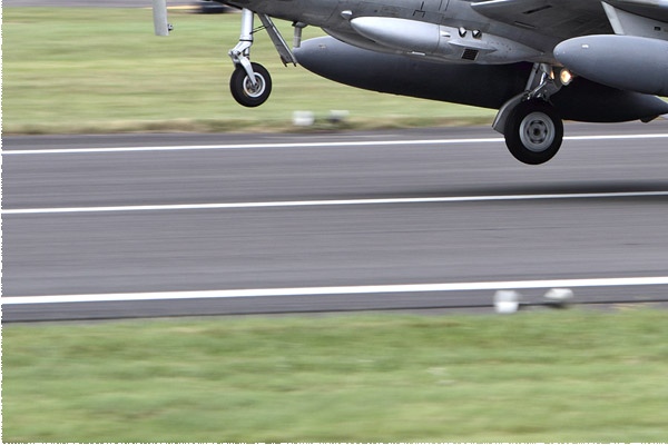 Photo#9500-3-Hawker Hunter F58